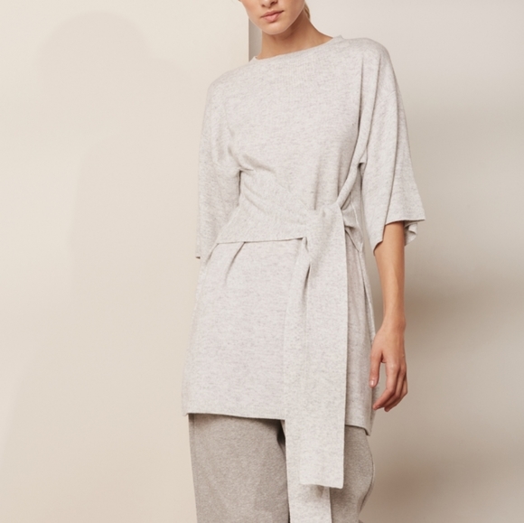 Ted Baker Tops - Ted Baker
Olympy Ted Says Relax Tie Front Top